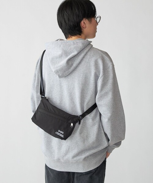 SHIPS(シップス)の「【WEB限定】SHIPS: 60/40クロス ミニ ショルダー バッグ(ショルダーバッグ・メンズ・レッド/ネイビー/ブラック/グレー・ONE SIZE)」の9枚目の写真