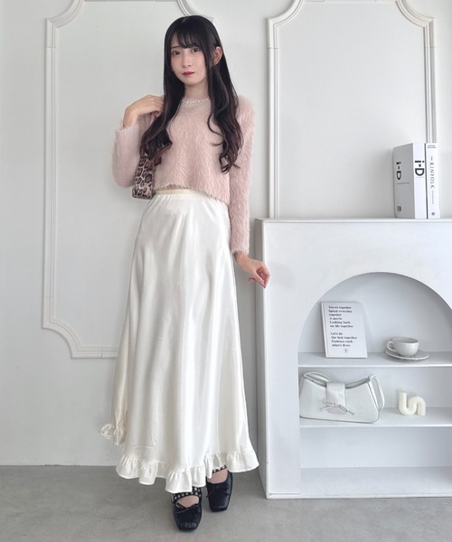 Loueme(ルエム)の「フリルサテンナロースカート(スカート・レディース・オフホワイト/ブラック・FREE)」の7枚目の写真