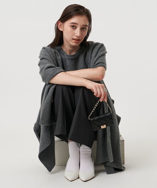UNITED ARROWS(ユナイテッドアローズ)の「マイクロ マルチ ウォレット(財布・レディース・オフホワイト/ブラック・FREE)」の4枚目の写真
