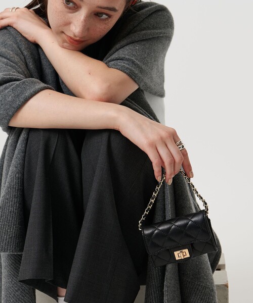 UNITED ARROWS(ユナイテッドアローズ)の「マイクロ マルチ ウォレット(財布・レディース・オフホワイト/ブラック・FREE)」の5枚目の写真