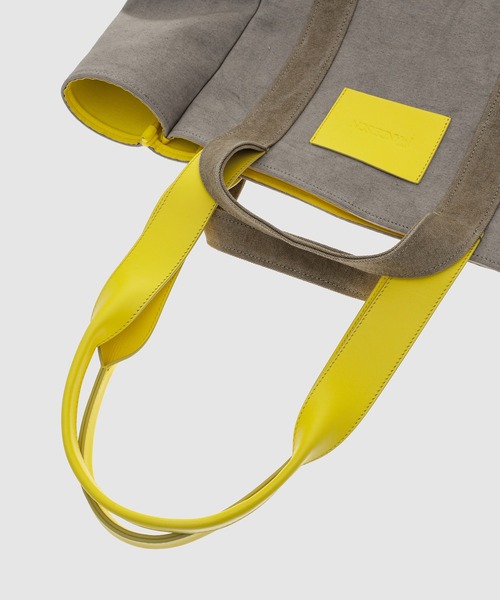 JW Anderson(ジェイダブリューアンダーソン)の「バッグ(トートバッグ・メンズ・その他/その他1・ONE SIZE)」の5枚目の写真