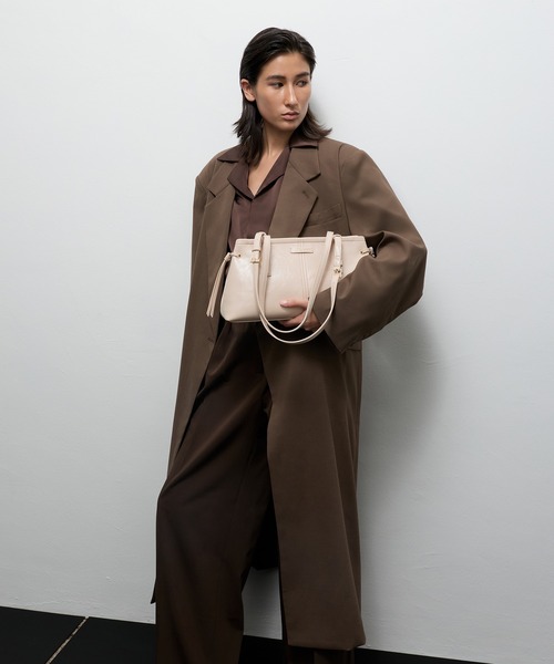 Noane ノアン イーロンゲイティドハンドルショルダーバッグ Noane ノアン イーロンゲイティドハンドルショルダーバッグ