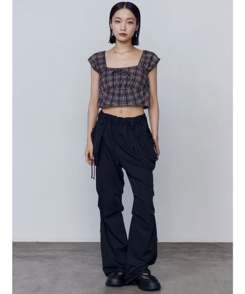 EMODA（エモダ）の「ベロアギャザーリボンタンクトップ（タンクトップ・レディース・ホワイト/ブラック/ブラウン・FREE）」の10枚目の写真