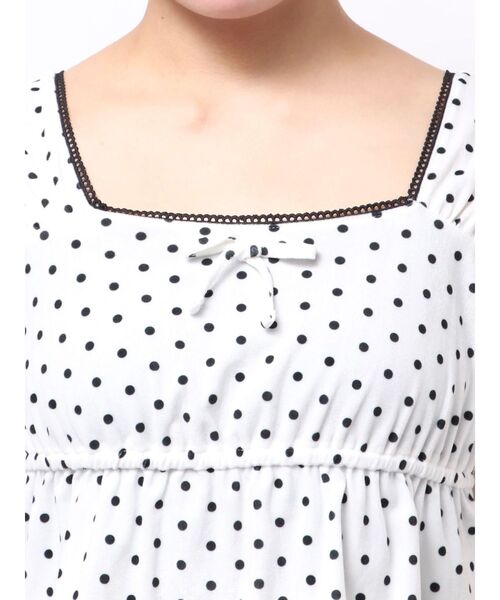 EMODA（エモダ）の「ベロアギャザーリボンタンクトップ（タンクトップ・レディース・ホワイト/ブラック/ブラウン・FREE）」の15枚目の写真