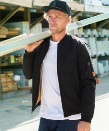 VOLCOM ブラック ジャケット 10,000mm防水 VOLCOM ボルコム アウター 中綿 メンズ フード付きジャケット