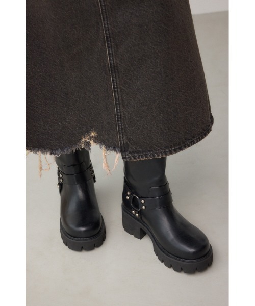 AZUL by moussy(アズールバイマウジー)の「ヴィンテージライクエンジニアブーツ(ブーツ・レディース・ブラウン/ブラック・SMALL/LARGE/MEDIUM)」の4枚目の写真