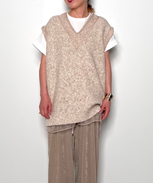 CHIGNON（シニヨン）の「【 CHIGNON / シニヨン 】リバーオーガンドッキングベスト（ベスト・レディース・グレー/ベージュ・FREE）」の12枚目の写真