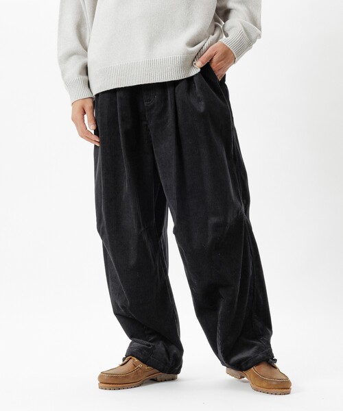 FREAK'S STORE（フリークスストア）の「限定展開 ワイドシルエット コーデュロイ ミリタリーサーカスパンツ / スノ―パンツ（その他パンツ・メンズ・ブラック/ブラウン/チャコールグレー/ベージュ・LARGE/MEDIUM/SMALL）」の13枚目の写真