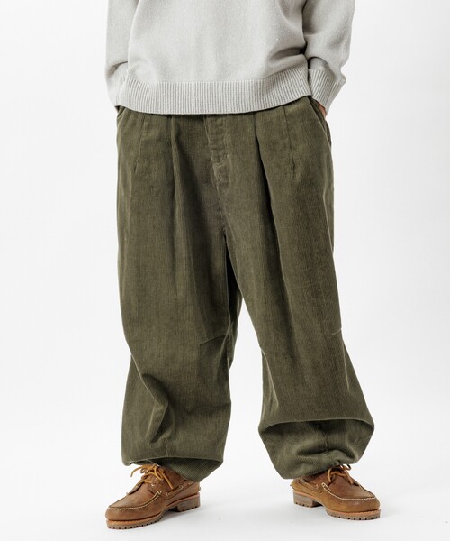 FREAK'S STORE（フリークスストア）の「限定展開 ワイドシルエット コーデュロイ ミリタリーサーカスパンツ / スノ―パンツ（その他パンツ・メンズ・ブラック/ブラウン/チャコールグレー/ベージュ・LARGE/MEDIUM/SMALL）」の20枚目の写真