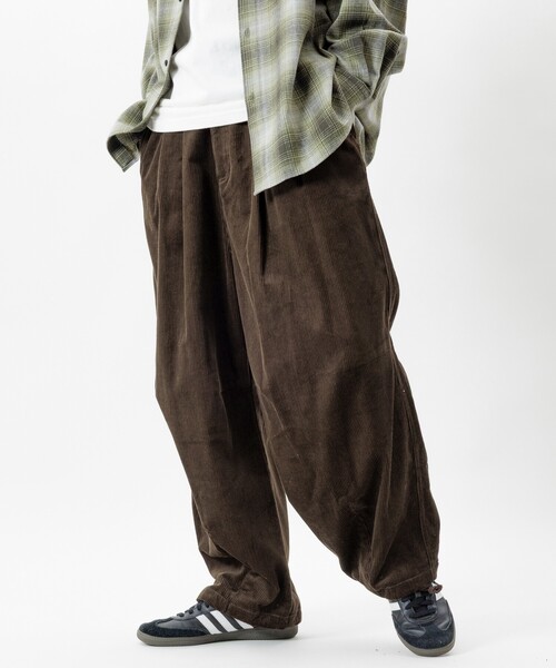 新品未使用　サーカスパンツ　ミリタリーグリーン0 HARVESTY｜ハーベスティ | チノクロスサーカスパンツ | ミリタリー