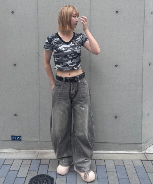 ATMARK（アットマーク）の「《フリーサイズ　/　UNISEX　》ATMARK Tシャツ 半袖 クルーネック  チビT ピチT短丈（Tシャツ/カットソー・レディース・カーキ/ブラック/ピンク・FREE）」の5枚目の写真