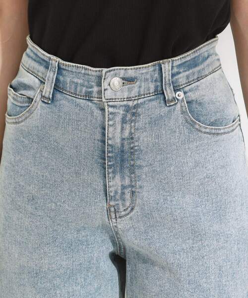Cutie Blonde(キューティーブロンド)の「【S-LL/裏ひんやり/ストレッチ】ワイドストレートデニムパンツ(デニムパンツ・レディース・ブラック/ライトブルー・02/04/01/03)」の14枚目の写真
