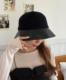 ROYAL PARTY（ロイヤルパーティー）の「コンビバケットハット（ハット）」