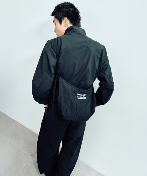 SHINYAKOZUKA(シンヤコヅカ)の「【復刻】CONZ別注 ORDINARY WANDERING BAG/ナイロン/撥水機能/SHINYAKOZUKA(ショルダーバッグ・メンズ・ブラック・FREE)」の9枚目の写真