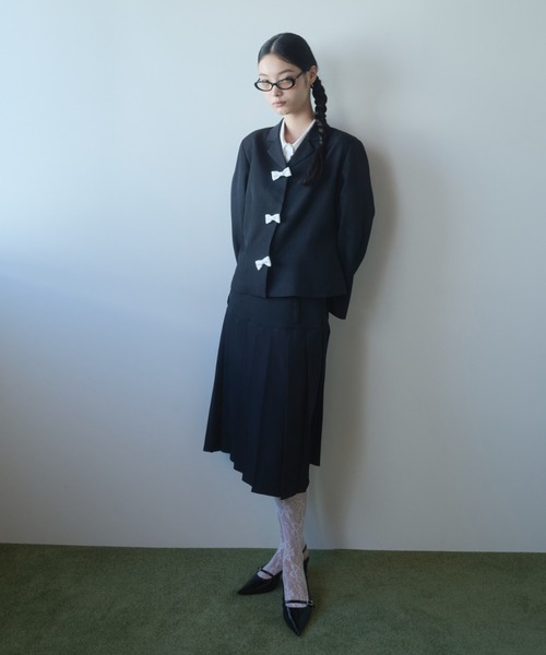 FEKETE（フェケテ）の「bicolor ribbon tailored jacket / バイカラーリボンテーラードジャケット（テーラードジャケット・レディース・グレー/ブラック・SMALL/MEDIUM/LARGE）」の15枚目の写真