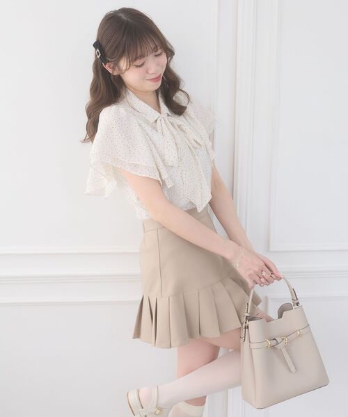 MAJESTIC LEGON(マジェスティックレゴン)の「ノットベルトショルダーバッグ(ショルダーバッグ・レディース・ピンク/ブラック/アイボリー/グレイッシュベージュ/サックスブルー/イエロー・FREE)」の7枚目の写真