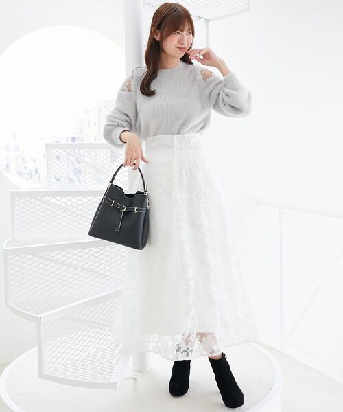 MAJESTIC LEGON（マジェスティックレゴン）の「ノットベルトショルダーバッグ（ショルダーバッグ・レディース・ピンク/ブラック/アイボリー・FREE）」の16枚目の写真