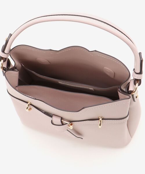 MAJESTIC LEGON(マジェスティックレゴン)の「ノットベルトショルダーバッグ(ショルダーバッグ・レディース・ピンク/ブラック/アイボリー/グレイッシュベージュ/サックスブルー・FREE)」の10枚目の写真