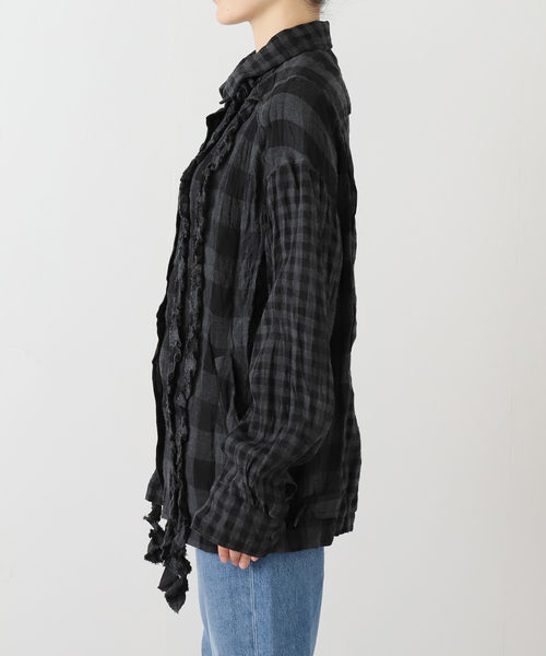 OPEN Yy(オープンワイワイ)の「【Geek Office / ギークオフィス】OPEN YY Woven CRINKLED RUFFLE SHIRT(シャツ/ブラウス・レディース・ブラック・SMALL)」の3枚目の写真