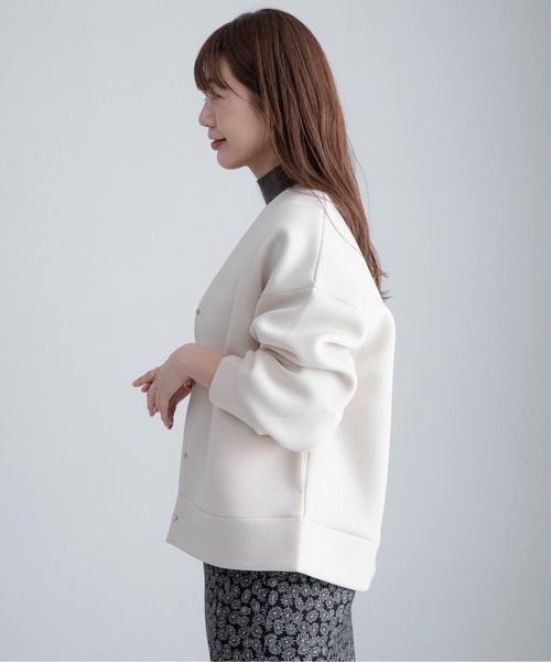 URBAN RESEARCH Sonny Label（アーバンリサーチサニーレーベル）の「『WEB限定』ダンボールVネックカットブルゾン（ブルゾン・レディース・アイボリー/グレー系その他/ブラック・FREE）」の5枚目の写真