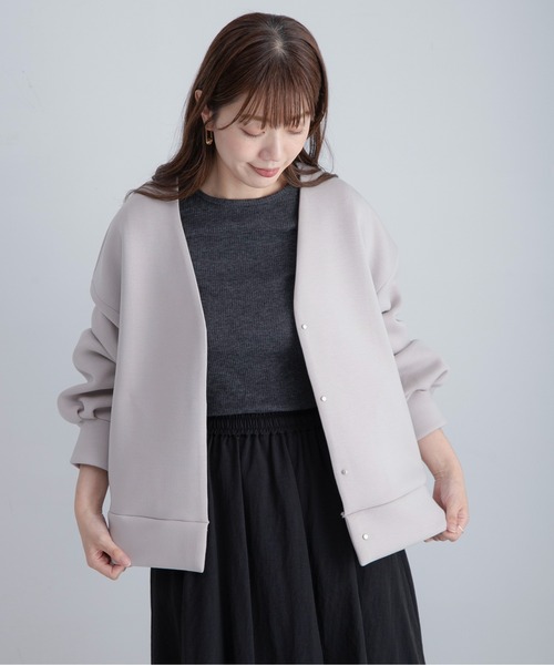 URBAN RESEARCH Sonny Label（アーバンリサーチサニーレーベル）の「『WEB限定』ダンボールVネックカットブルゾン（ブルゾン・レディース・アイボリー/グレー系その他/ブラック・FREE）」の19枚目の写真