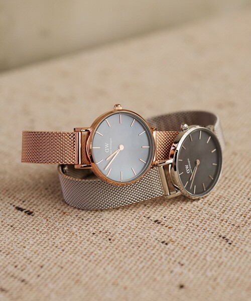 Daniel Wellington(ダニエルウェリントン)の「<DANIEL WELLINGTON>Petite Melrose MOP Grey/腕時計(アナログ腕時計・レディース・シルバー/ゴールド・FREE)」の2枚目の写真