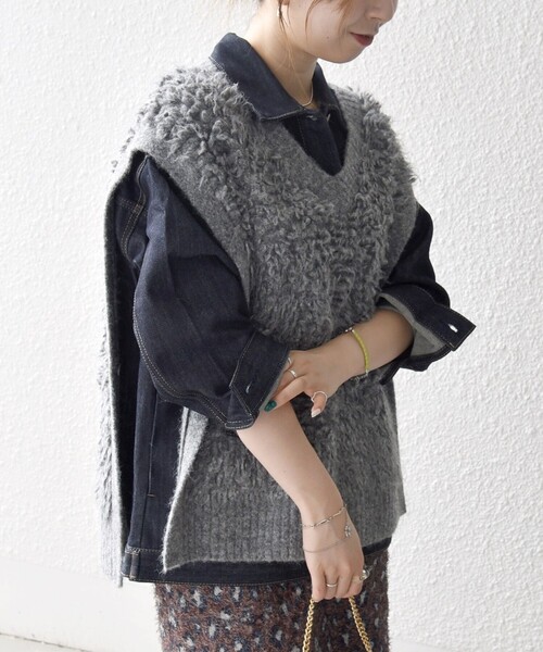 SHIPS any(シップス エニィ)の「SHIPS any: ループ ニット Vネック ベスト(ベスト・レディース・ナチュラル/グレー・ONE SIZE)」の13枚目の写真