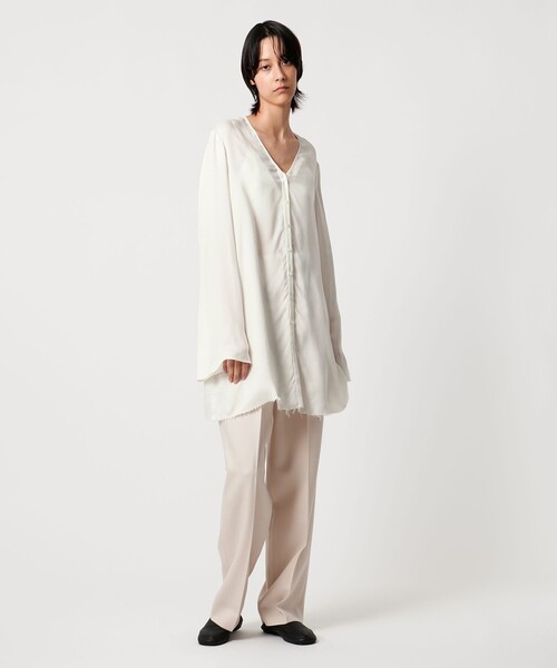 AEWEN MATOPH（イウエン マトフ）の「＜AEWEN MATOPH＞フレアVネックシャツワンピース（ワンピース・レディース・ホワイト/ブラック・FREE）」の5枚目の写真