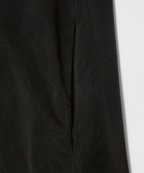 AEWEN MATOPH（イウエン マトフ）の「＜AEWEN MATOPH＞フレアVネックシャツワンピース（ワンピース・レディース・ホワイト/ブラック・FREE）」の16枚目の写真