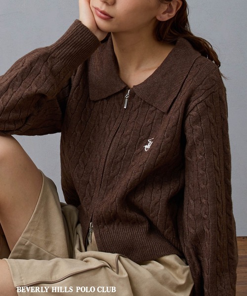 BEVERLY HILLS POLO CLUB(ビバリーヒルズポロクラブ)の「【BEVERLY HILLS POLO CLUB】ケーブル編みカーディガン(カーディガン/ボレロ・レディース・グリーン/ピンク/レッド/オフホワイト/ブラウン・FREE)」の1枚目の写真