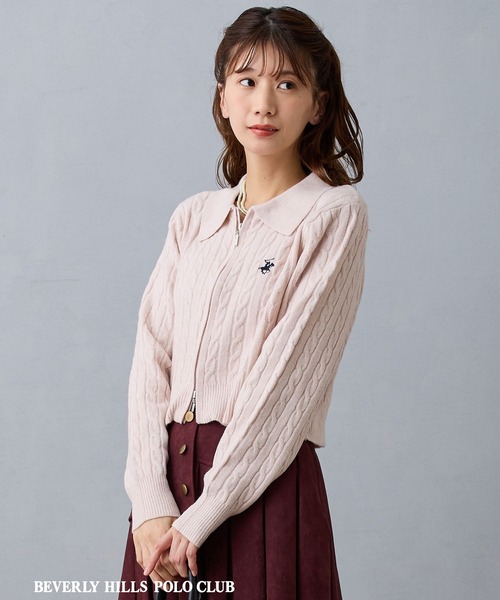BEVERLY HILLS POLO CLUB(ビバリーヒルズポロクラブ)の「【BEVERLY HILLS POLO CLUB】ケーブル編みカーディガン(カーディガン/ボレロ・レディース・グリーン/ピンク/レッド/オフホワイト/ブラウン・FREE)」の4枚目の写真