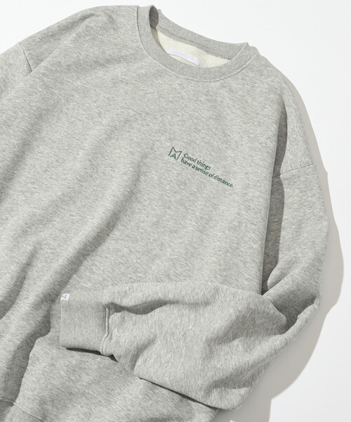 Firsthand（ファーストハンド）の「MA Firsthand/マ ファーストハンド MA ベーシックロゴ刺繍 クルーネックスウェット / 裏毛 / リラックスフィット（スウェット・メンズ・オリーブ/ブラック/オフホワイト/グレー・LARGE/MEDIUM）」の5枚目の写真