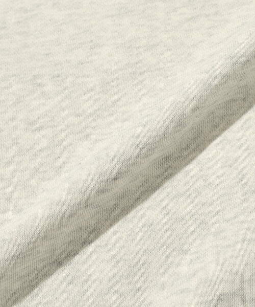 Firsthand（ファーストハンド）の「MA Firsthand/マ ファーストハンド MA ベーシックロゴ刺繍 クルーネックスウェット / 裏毛 / リラックスフィット（スウェット・メンズ・オリーブ/ブラック/オフホワイト/グレー・LARGE/MEDIUM）」の8枚目の写真