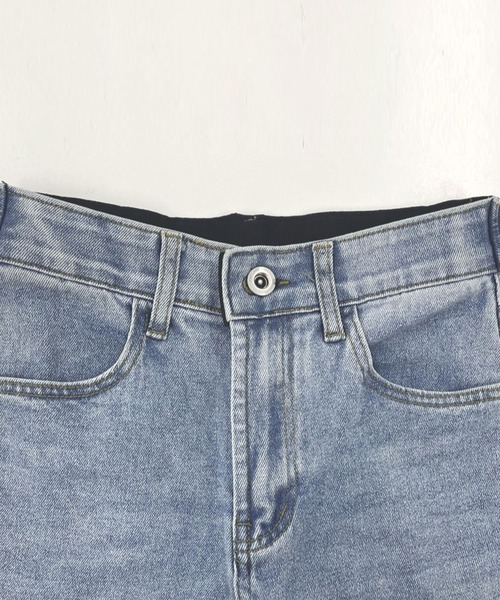 DAY CLOSET（デイ クローゼット）の「【大きいサイズ有/全周裏ゴム/2段階調整可】ウォッシュ加工ストレートデニムパンツ レディース（デニムパンツ・レディース・ブルー/ライトブルー/ブラック/インディゴブルー・2XL/XL/L/S/M）」の6枚目の写真