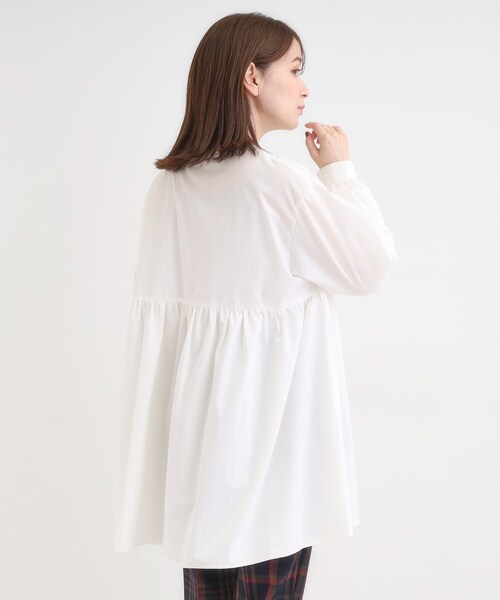 DRESKIP(ドレスキップ)の「【S-LL】自然に体型カバー 切り替えギャザーチュニックシャツ(チュニック・レディース・ダークブラウン/ネイビー系2/オフホワイト・04/03/02/01)」の5枚目の写真
