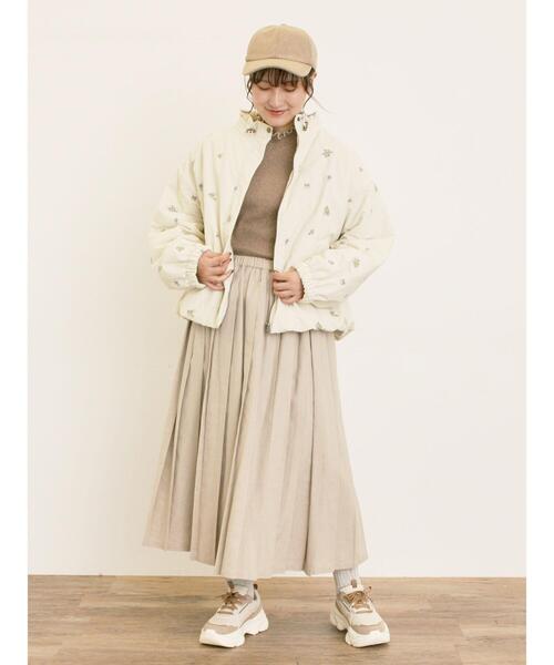 小花総刺繍中綿ジャケット（ノーカラージャケット）｜Samansa Mos2