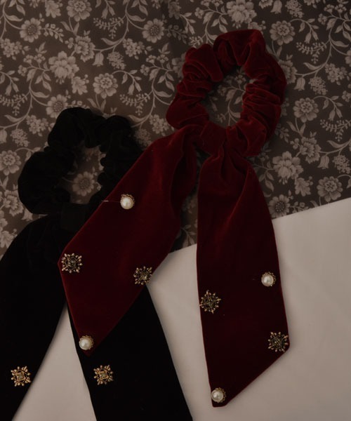 Mayree（メイリー）の「【resonance】ベロア パール モチーフ シュシュ（シュシュ・レディース・ワインレッド/ブラック・FREE）」の6枚目の写真