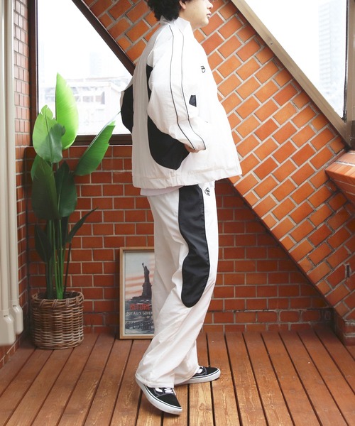 ８(eight)（エイト）の「ナイロン切替ブルゾン（ブルゾン・メンズ・ホワイト/ブラック/グリーン・LARGE/MEDIUM）」の22枚目の写真