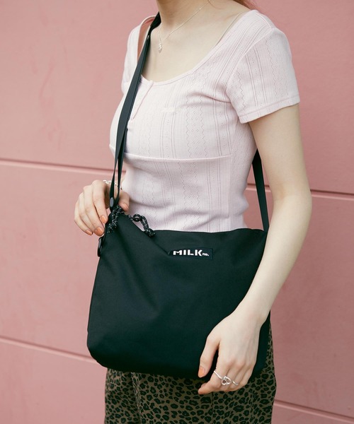 MILKFED.（ミルクフェド）の「BFF SHOULDER BAG（ショルダーバッグ・レディース・ライトブルー/ブラック/パープル・ONE SIZE）」の2枚目の写真