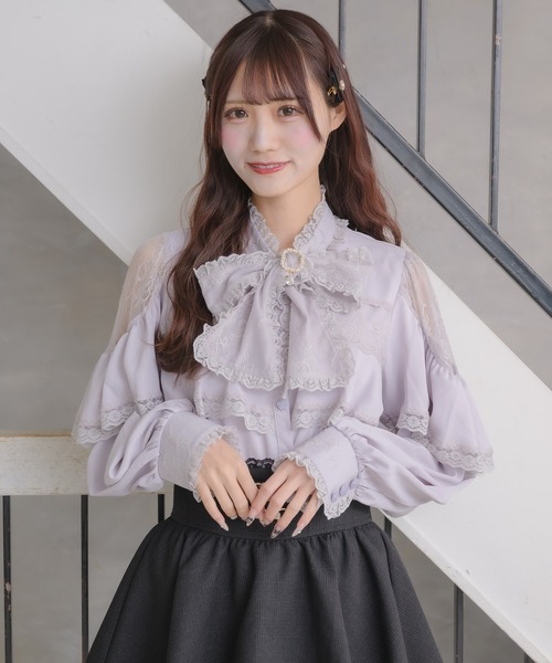 couture BY ROJITA（クチュールバイロジータ）の「レース切替ボウタイラッフルブラウス（シャツ/ブラウス・レディース・ホワイト/ブラック/パープル・FREE）」の3枚目の写真
