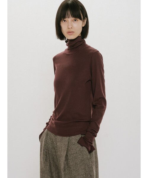MIDIUMISOLID(ミディウミソリッド)の「MIDIUMISOLID for Ladies ウォームシアーリブプルオーバー(ニット/セーター・レディース・オフホワイト/ワイン/ブラック/ライトグレー・FREE)」の20枚目の写真