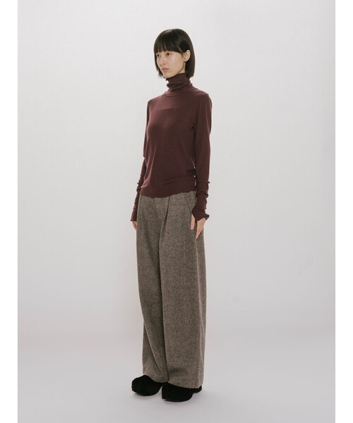 MIDIUMISOLID(ミディウミソリッド)の「MIDIUMISOLID for Ladies ウォームシアーリブプルオーバー(ニット/セーター・レディース・オフホワイト/ワイン/ブラック/ライトグレー・FREE)」の16枚目の写真