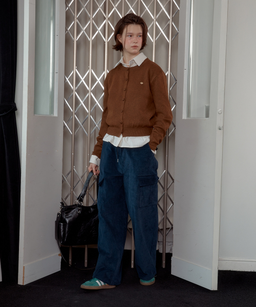 ANOETIC(アノエティック)の「CORDUROY CARGO WIDE PANTS_NAVY(その他パンツ・レディース・ネイビー・FREE)」の2枚目の写真