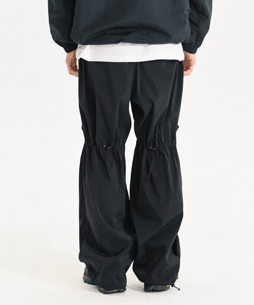 PHYSICAL DEPARTMENT（フィジカル デパートメント）の「3WAYトランスフォームパンツ カーキ（スウェットパンツ・レディース・その他・SMALL/X-LARGE/LARGE/MEDIUM）」の11枚目の写真