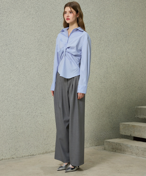 ARI(アリ)の「TOMO WIDE SLACKS / CHARCOAL(スラックス・レディース・チャコール・SMALL)」の3枚目の写真