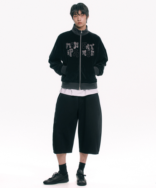 MOO（エムオーオー）の「カーブドラインコットンバミューダパンツ - ブラック（その他パンツ・メンズ・ブラック・MEDIUM/LARGE）」の3枚目の写真