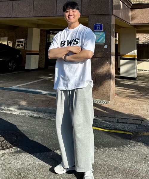 BARBELLWORKS（バーベルワークス）の「2025 BWS W/B オーバーサイズ（Tシャツ/カットソー・メンズ・ホワイト/ブラック・LARGE/X-LARGE/SMALL/MEDIUM）」の4枚目の写真
