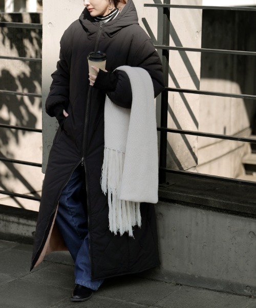 リバーシブル 撥水 × 中綿 × エコファー ロングアウター（ノーカラー