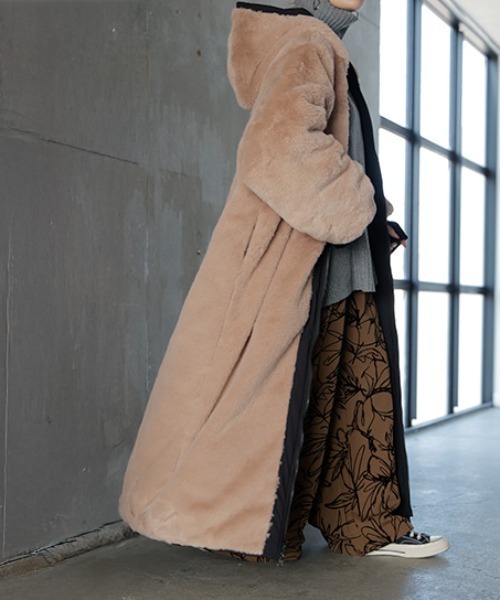 リバーシブル 撥水 × 中綿 × エコファー ロングアウター（ノーカラー