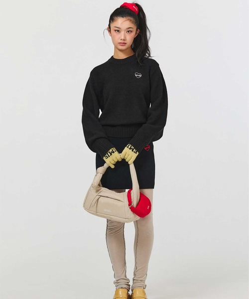 EMIS(イミス)の「PADDED ZIP POCKET SHOULDER BAG(ショルダーバッグ・レディース・バーガンディー/ベージュ/ブラック/ブルー・FREE)」の5枚目の写真
